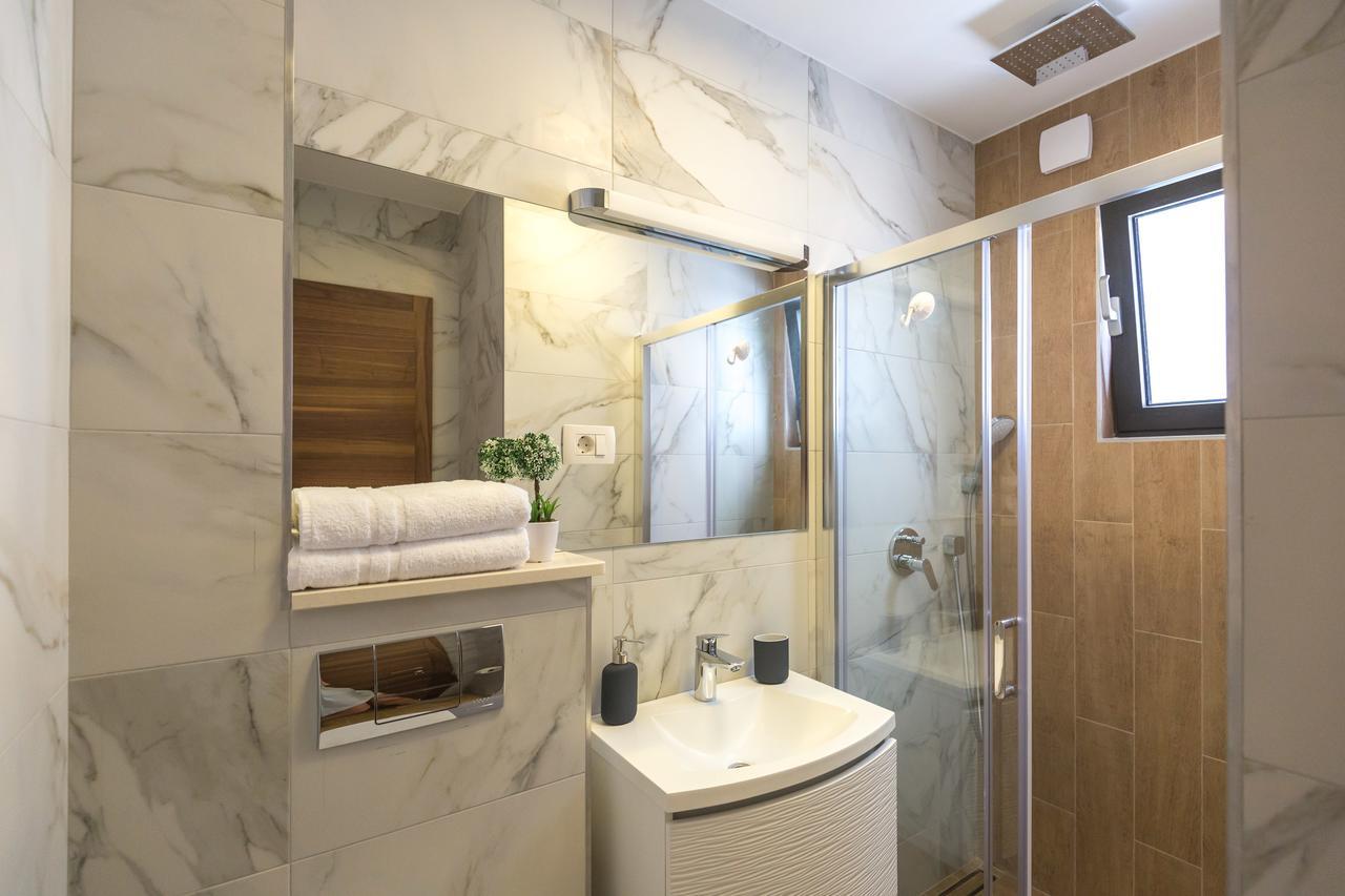 Lux Apartments Petar Baska Voda Exterior photo